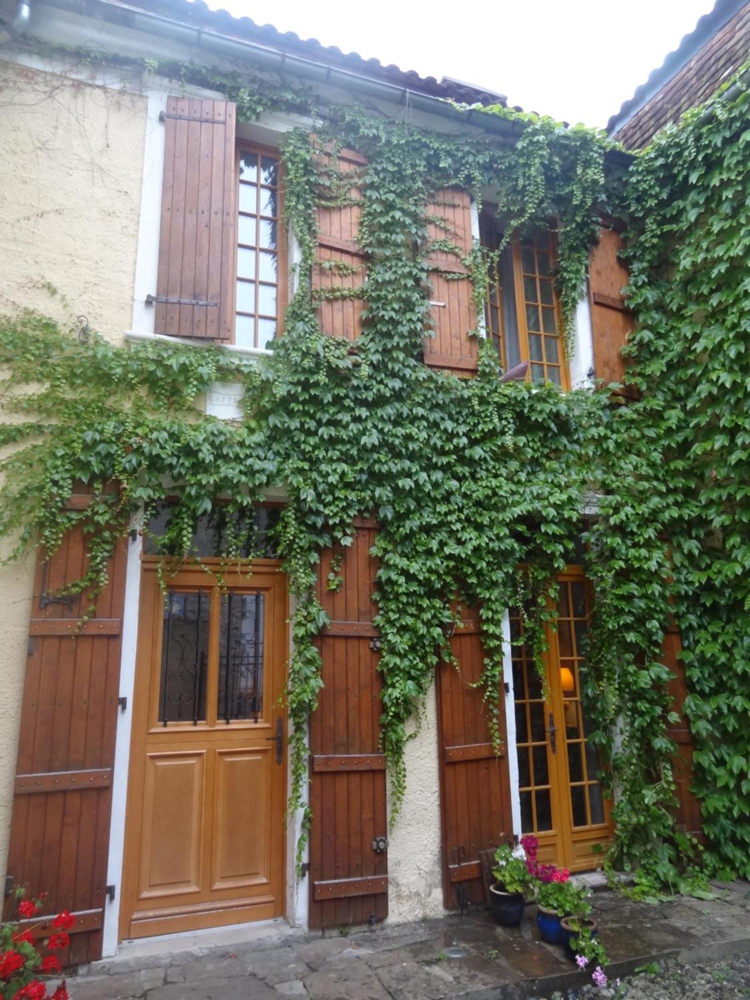 Le Pelerine Villa Sauveterre-de-Bearn Eksteriør bilde