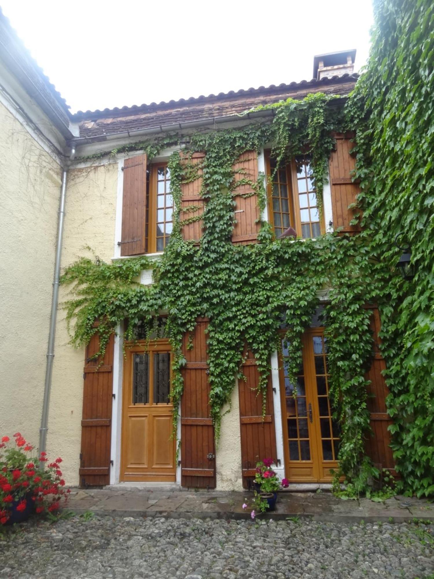 Le Pelerine Villa Sauveterre-de-Bearn Eksteriør bilde