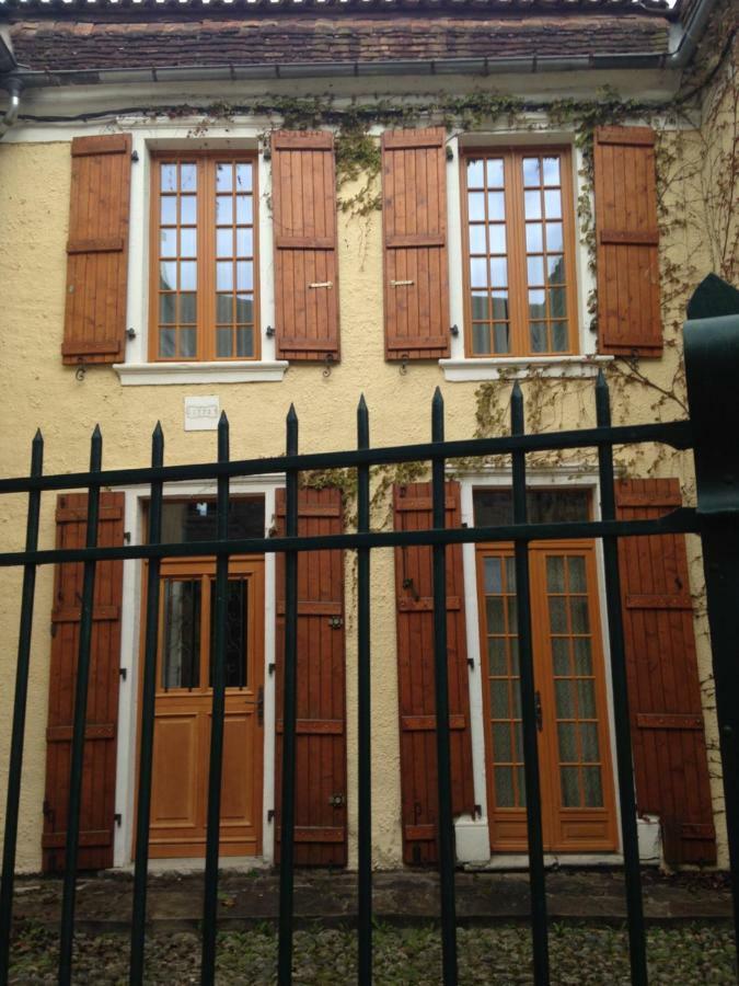 Le Pelerine Villa Sauveterre-de-Bearn Eksteriør bilde